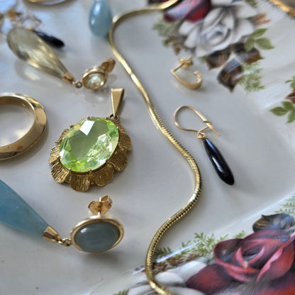 Antieke 14k gouden oorhangers zwarte steen (git)