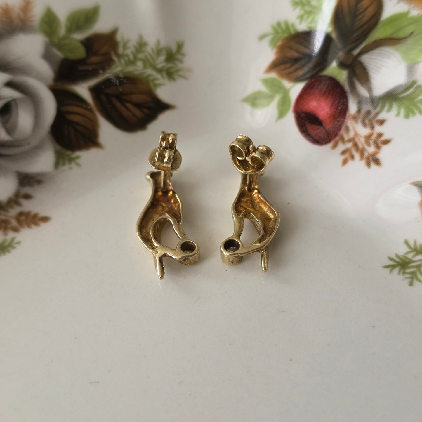 Vintage 14k gouden oorstekers diamant hand