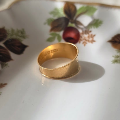 Vintage 18k ring met gravure