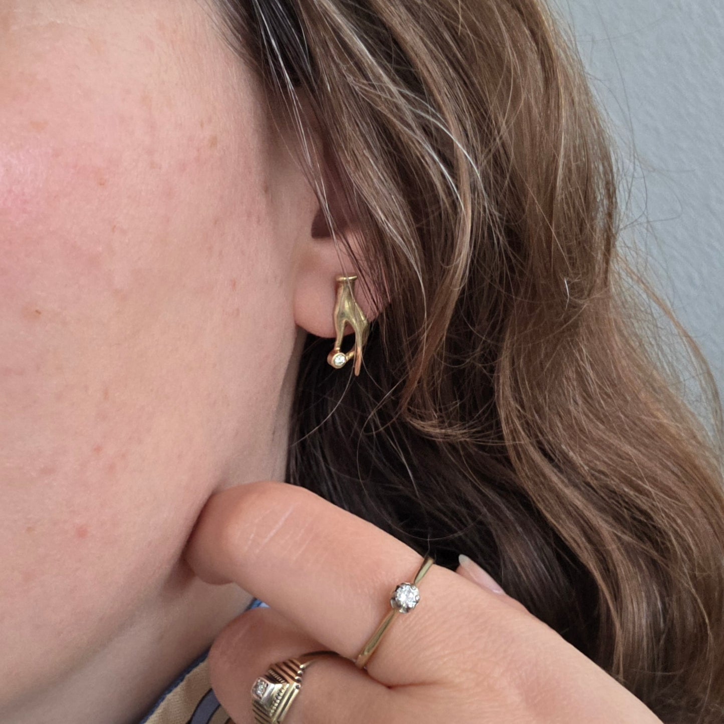 Vintage 14k gouden oorstekers diamant hand