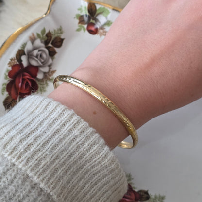 Vintage 18k gouden bangle armband met gravures