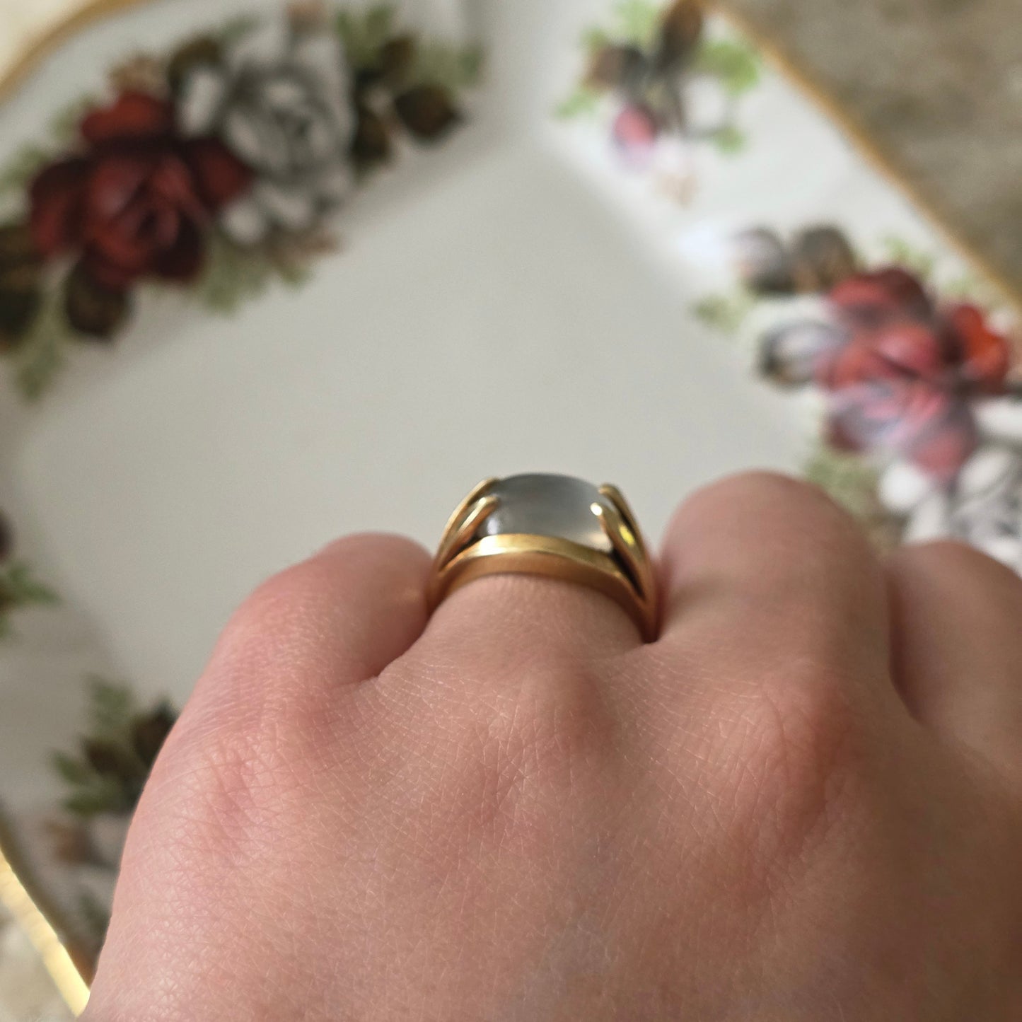 Vintage 14k gouden ring met maansteen cabochon