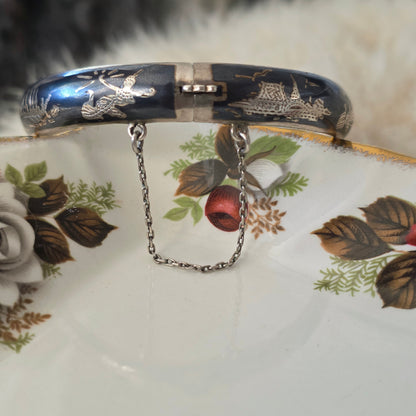 Vintage silver bangle black enamel Thai