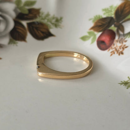 Vintage 14k gouden ring met diamant druppel 0.04ct