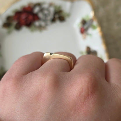 Vintage 14k gouden ring met diamant druppel 0.04ct