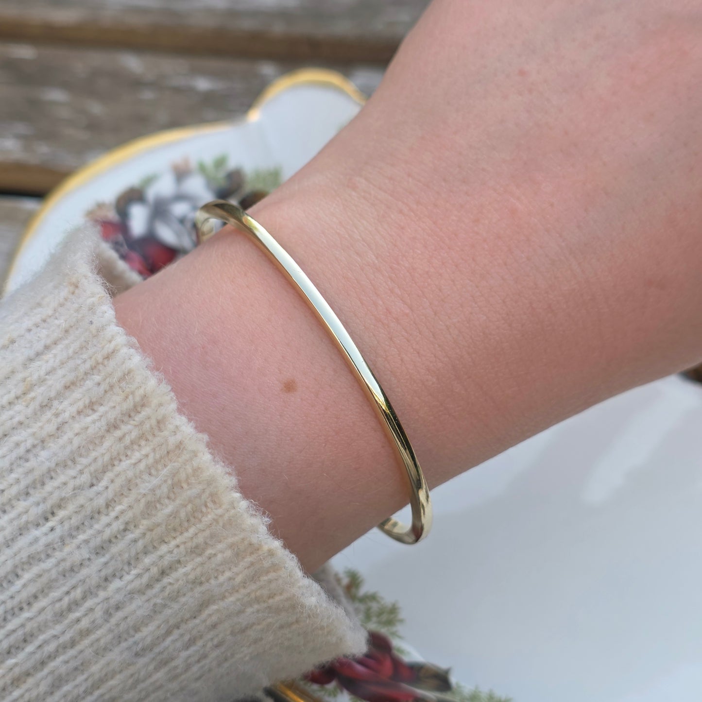 Vintage 14k gouden bangle armband met 13 diamanten