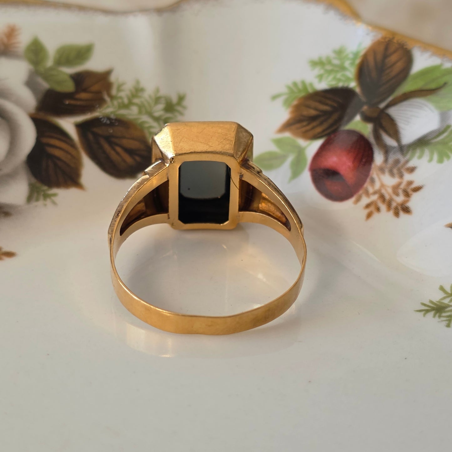 Vintage 18k gouden zegelring met hematiet