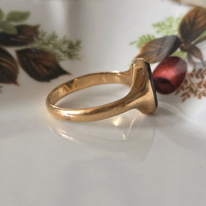 Vintage 18k gouden zegelring hematiet
