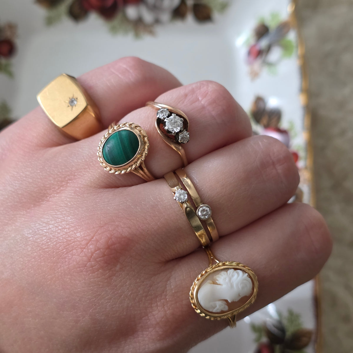 Vintage 14k gold ring malachite