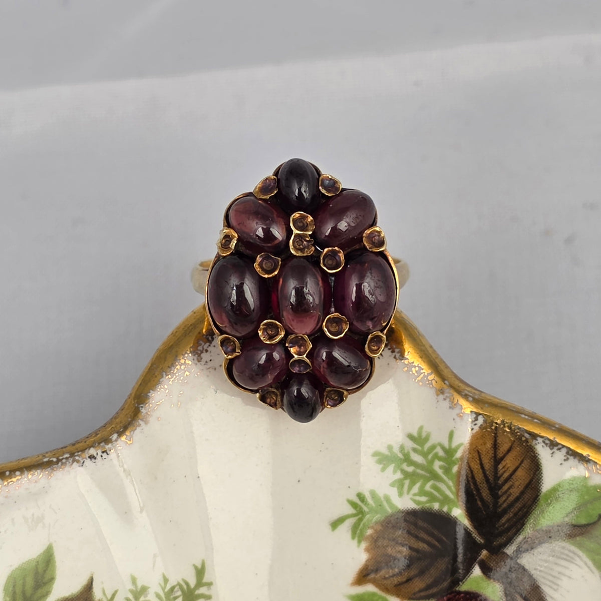 Vintage 14k gouden ring met granaat cabochons