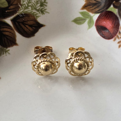 Vintage 14k gouden oorstekers zeeuwse knop
