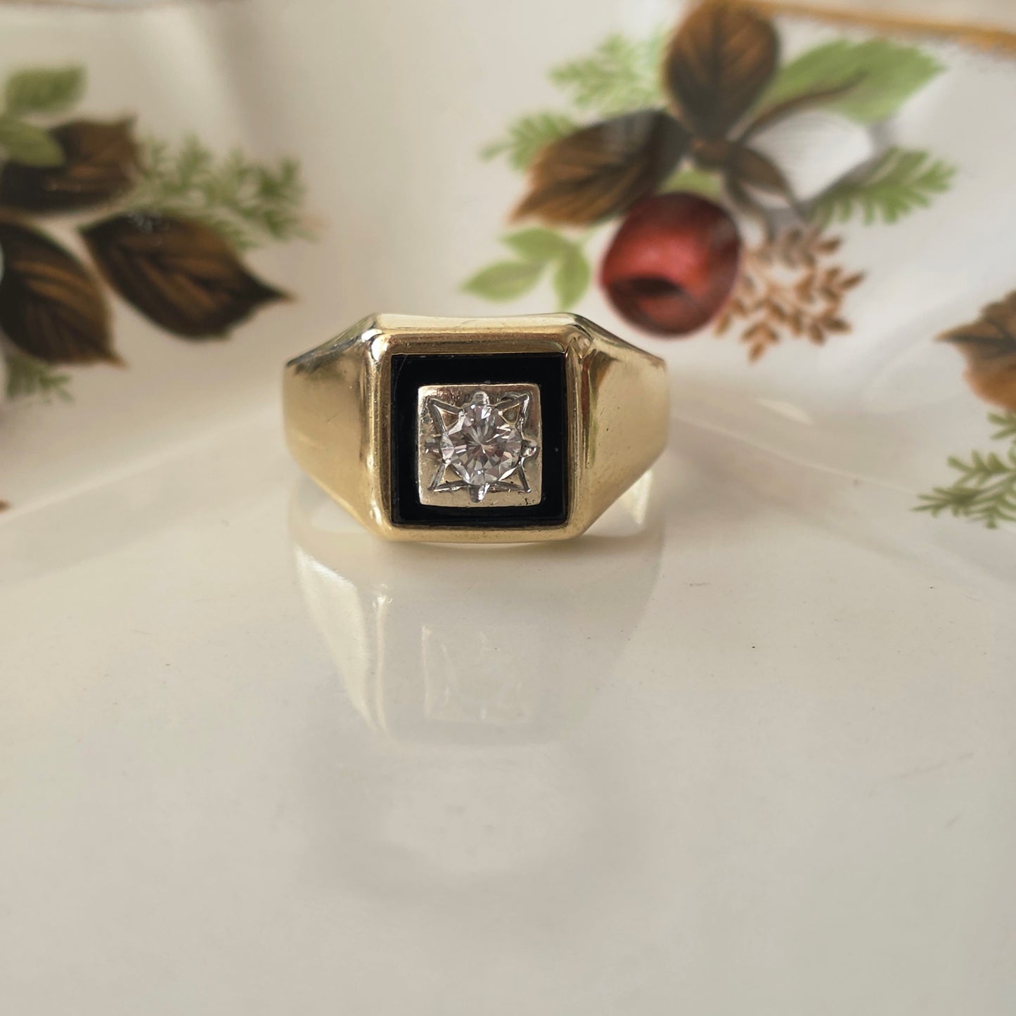 Vintage 14k gouden zegelring met onyx en diamant