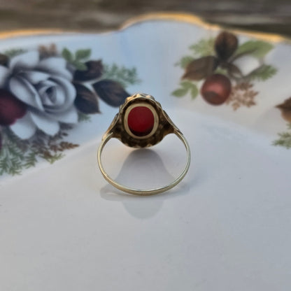 Vintage 14k gouden ring bloedkoraal